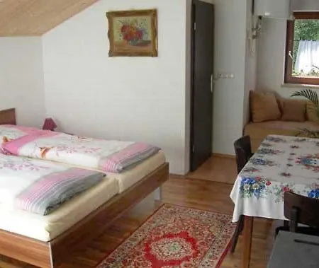 Zur Freiheit Guest house Passau