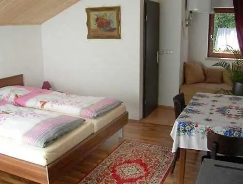 Zur Freiheit Guest house Passau