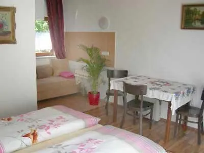 Zur Freiheit 3* Pasawa